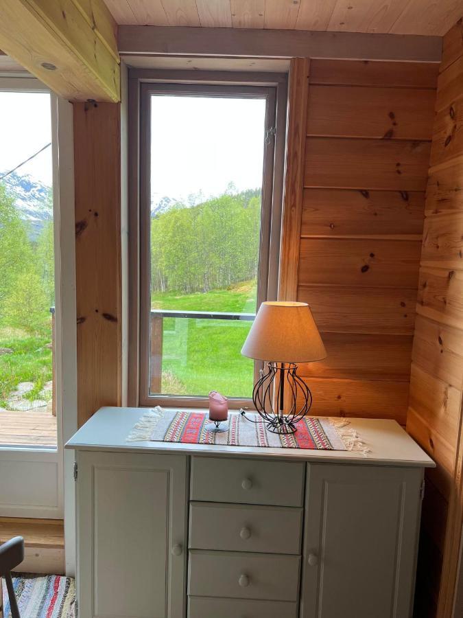 Bua Apartamento Viksdalen Exterior foto